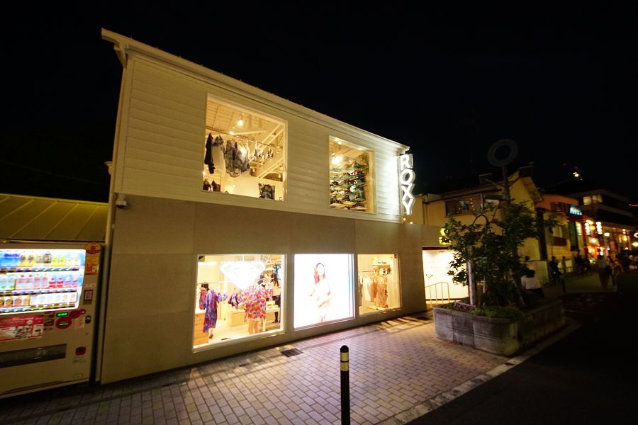ROXY TOKYO ロキシー キャットストリート 原宿