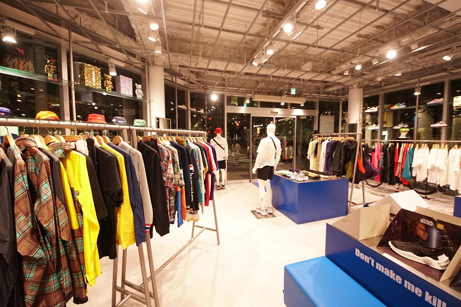 アトモス 新宿店 atmos Shinjuku 店内