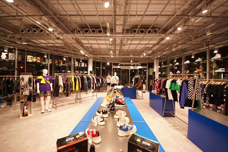 アトモス 新宿店 atmos Shinjuku 店内