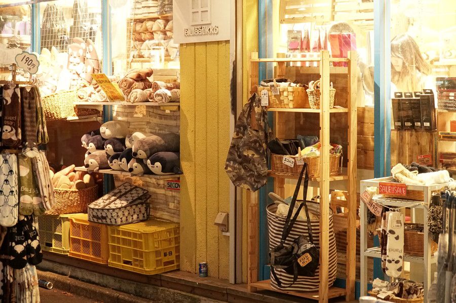 lelulaatikko(レルラーティッコ) 原宿キャットストリート 渋谷