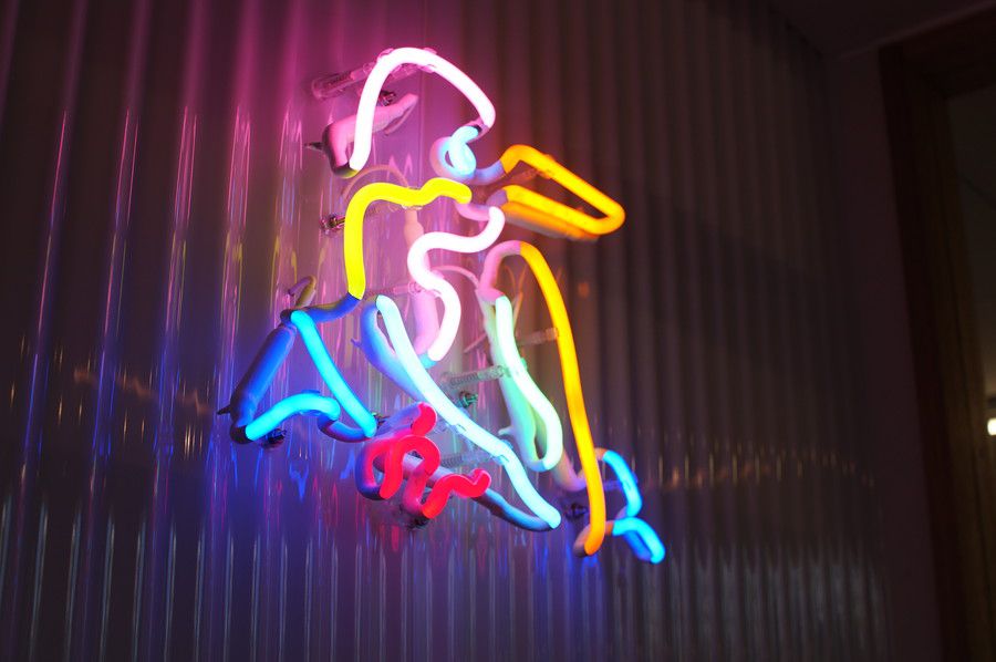 伊良コーラ(いよしコーラ) 総本店下落合 クラフトコーラ ネオン カワセミ