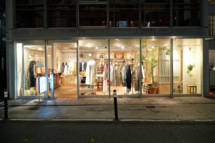 108 yuni / bulle de savon 108 ユニ ブル デ サヴォン原宿