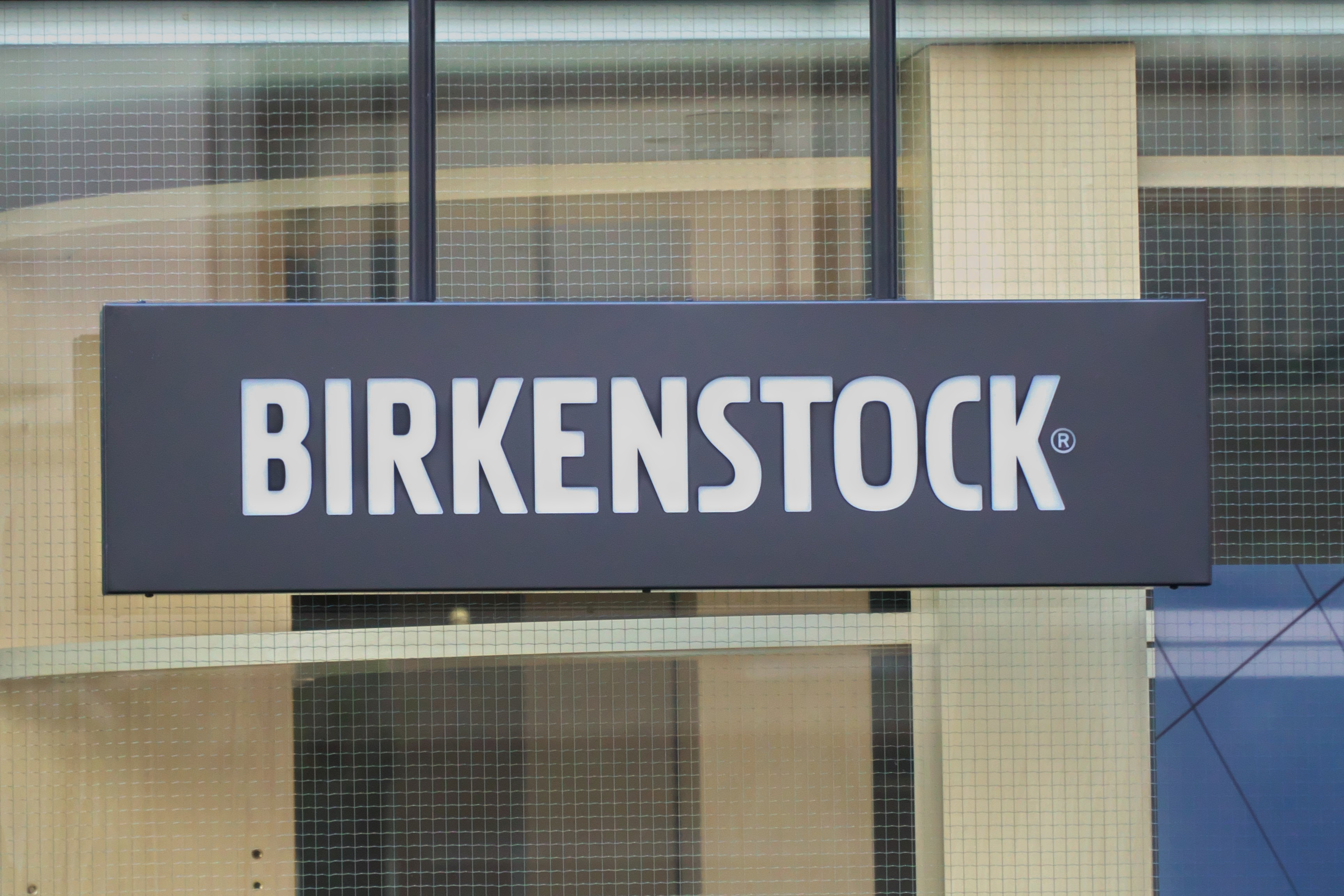 Birkenstock ビルケンシュトック 原宿 キャットストリート 閉店