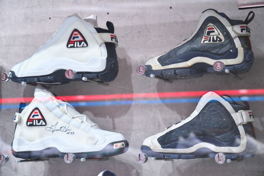 当時のオリジナルモデル FILA(フィラ) 原宿 明治通り