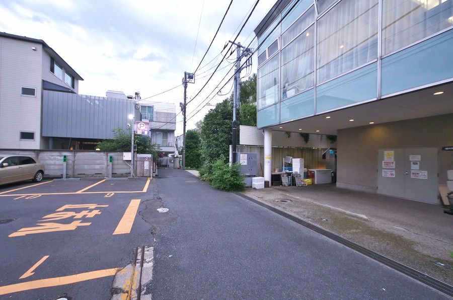 LAB AOYAMA(青山)へのアクセス2