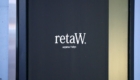 retaW(リトゥ) 原宿の看板 ロゴ