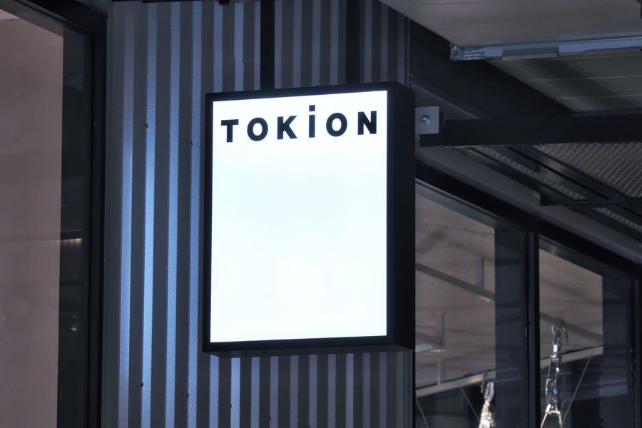 TOKiON(トキオン) the STOREのネオン看板