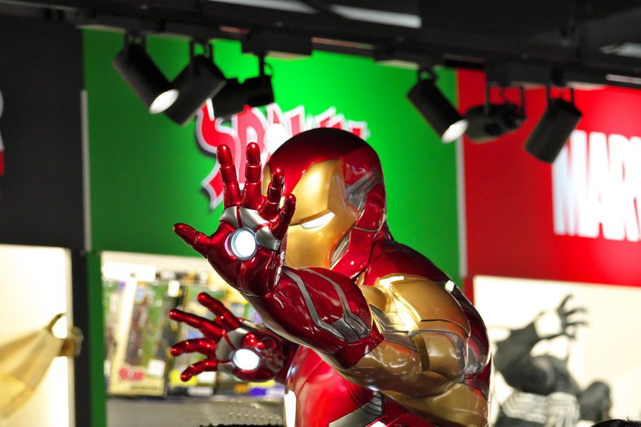 TOY SAPIENCE(トイサピエンス)東京 アイアンマンの等身大フィギュア