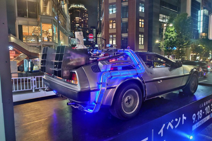 BACK TO THE FUTURE(バックトゥザフューチャー)に登場するデロリアン