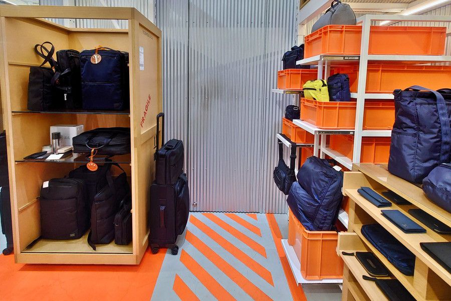 POTR 新宿 高島屋 ファクトリーをイメージした内装