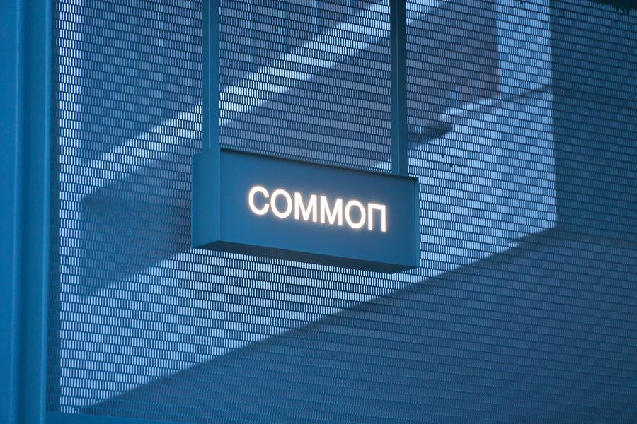 Gallery COMMON(ギャラリーコモン) の看板