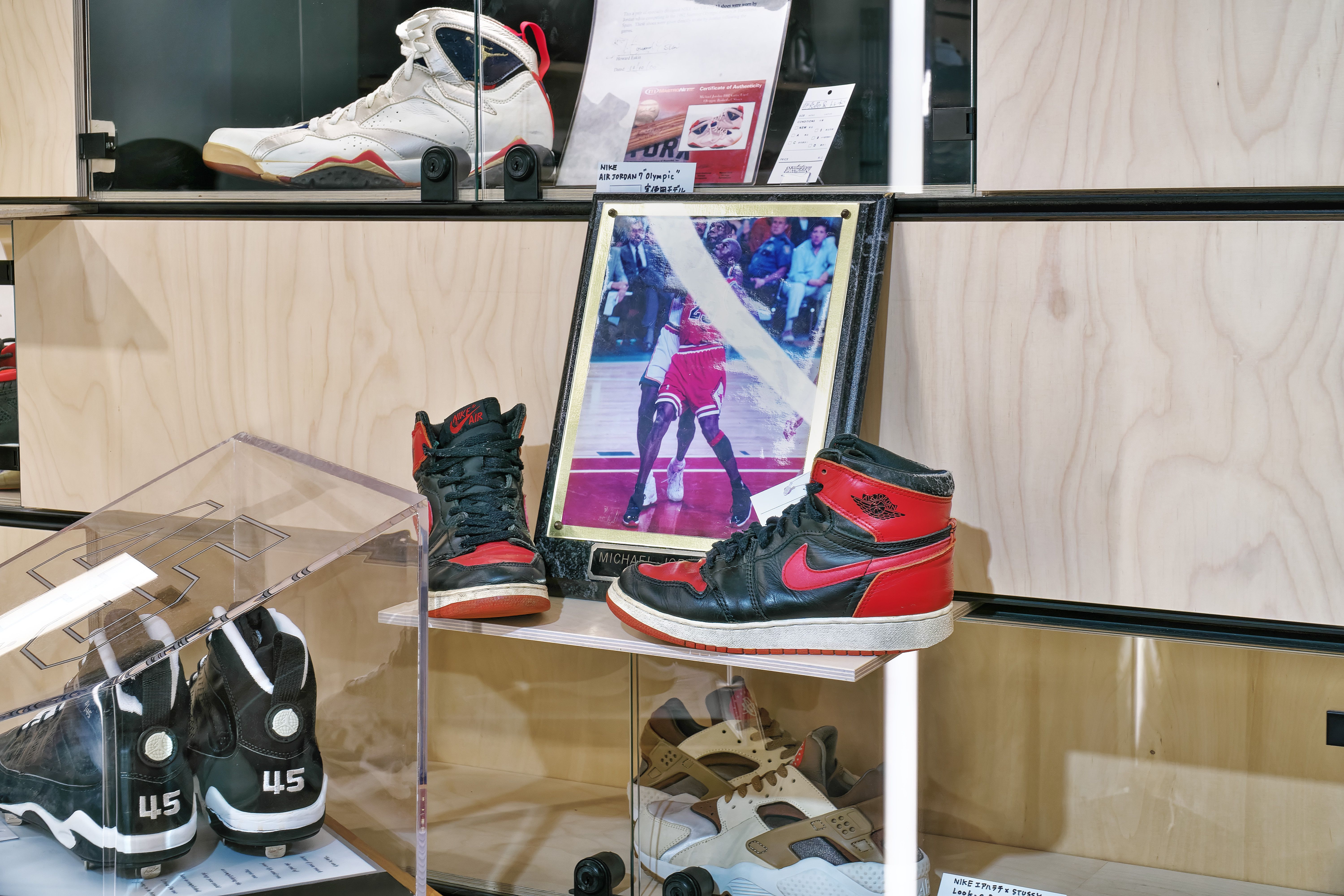 AIR JORDAN1（エアジョーダン1)とマイケルジョーダンの写真