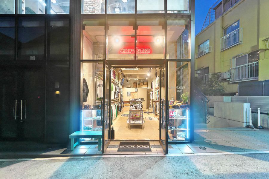 arktz HARAJUKU アークツ 原宿店