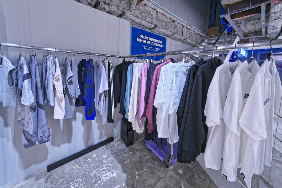 ATAD 原宿のアディダスのアパレル類