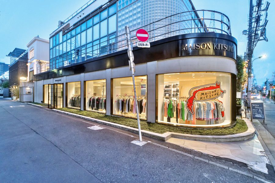 メゾン キツネ 青山の外観