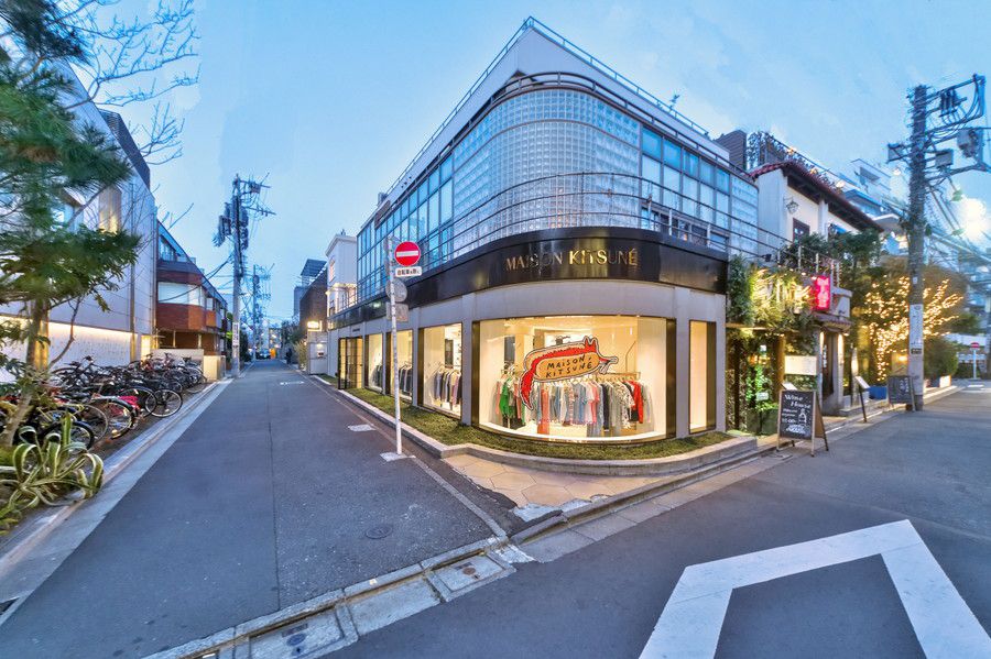 メゾン キツネ 青山の周辺の様子