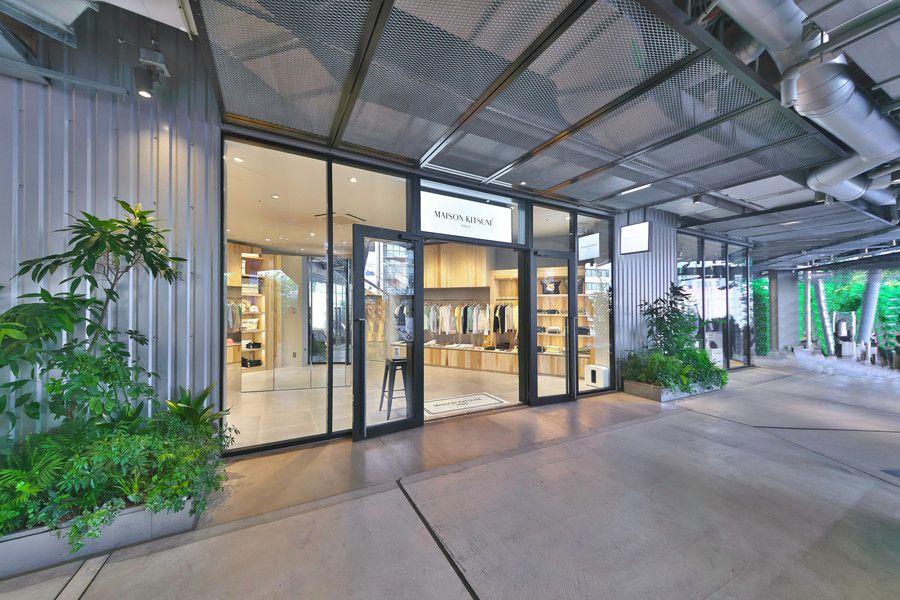 メゾン キツネ 渋谷 宮下パークの外観