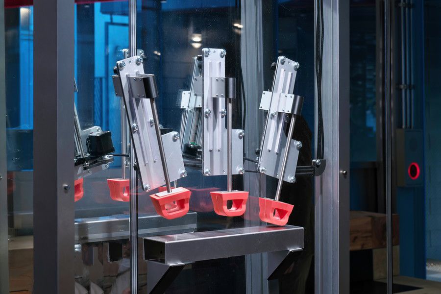 On(オン) 原宿 キャットストリート クラウドテックを可視化した展示