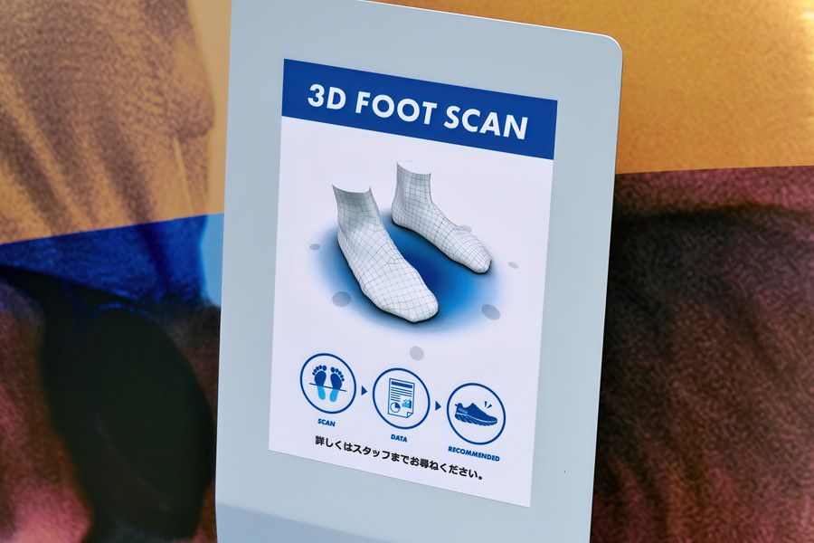 3Dフットスキャンによる測定と最適なシューズの提案