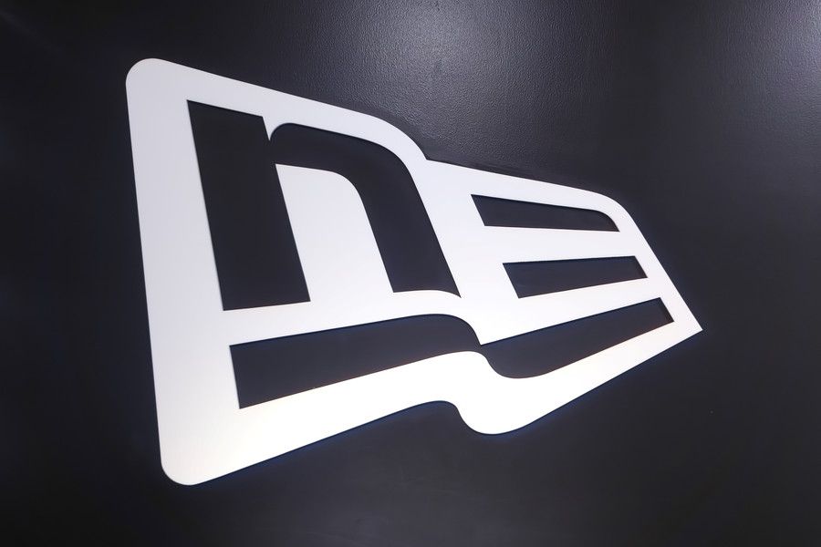 NEW ERA(ニューエラ) お台場のロゴ