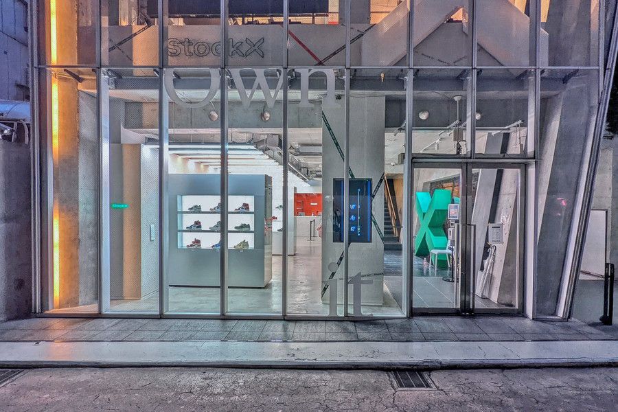 Stockx(ストックエックス) 原宿 店舗 エントランス