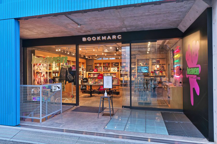 BOOKMARC(ブックマーク) 原宿のエントランス