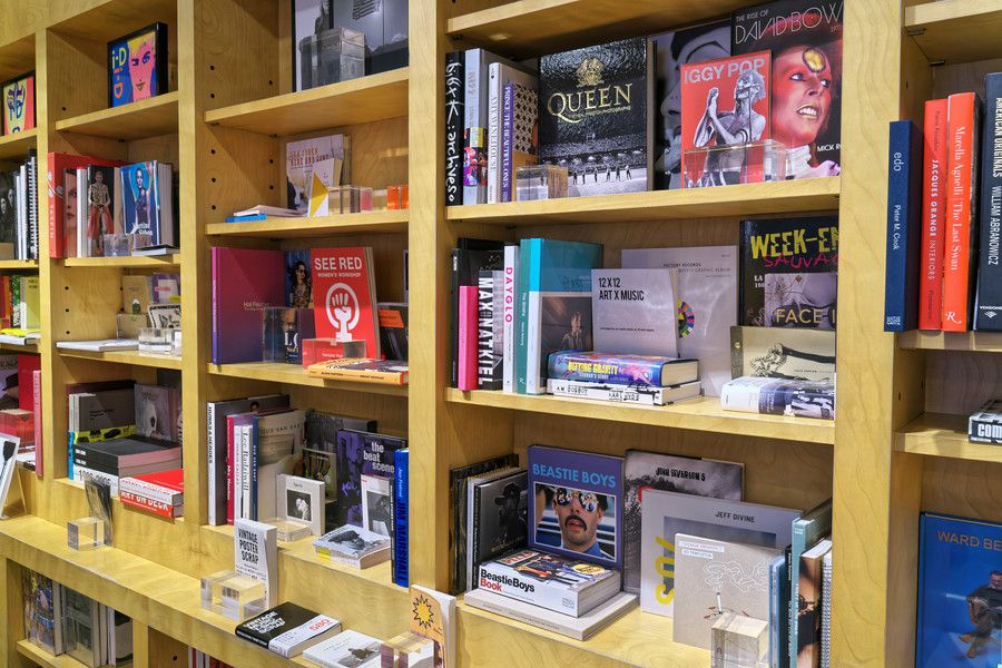 BOOKMARC(ブックマーク) 原宿のディスプレイ