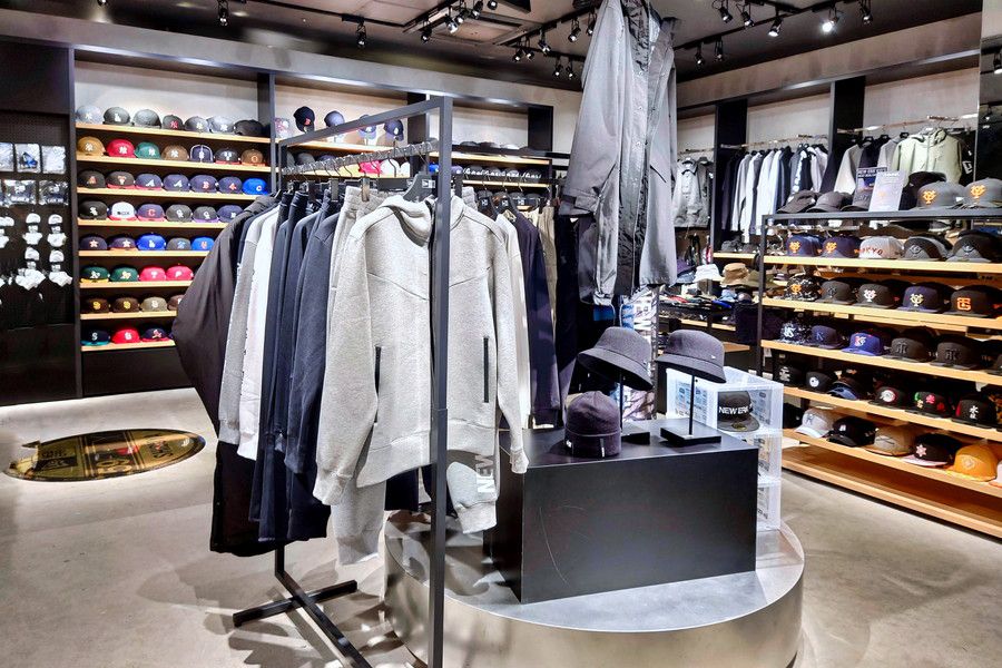 NEW ERA(ニューエラ) 新宿のアパレル類