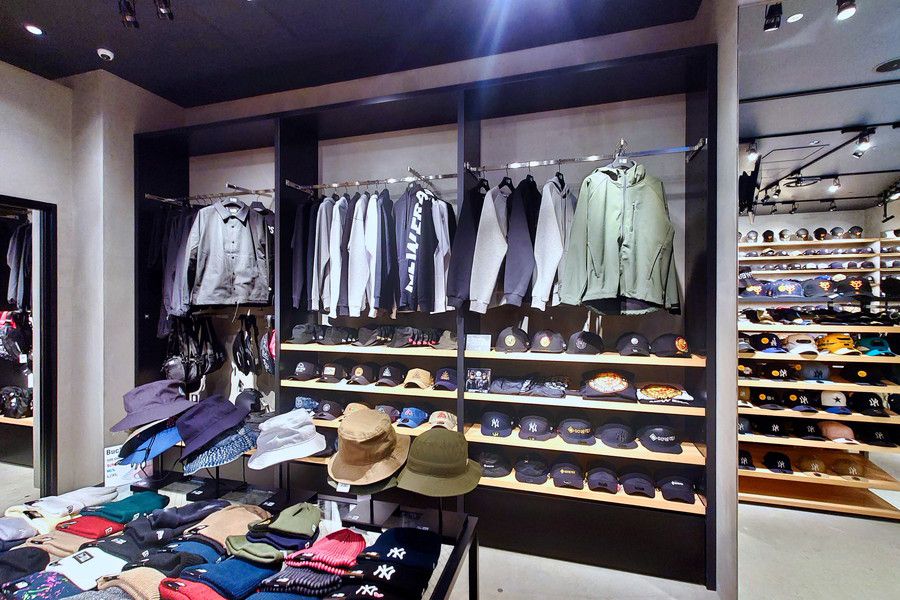 NEW ERA(ニューエラ) 新宿の店内の様子