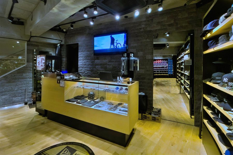 NEW ERA(ニューエラ) 原宿のレジカウンター