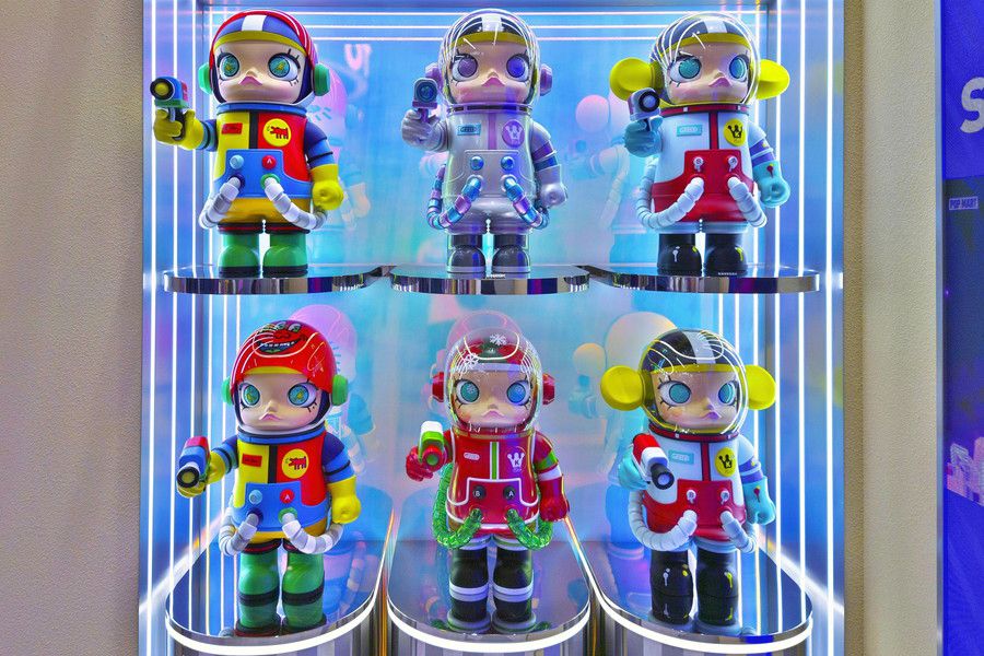 POP MART(ポップマート) 原宿 ディスプレイ