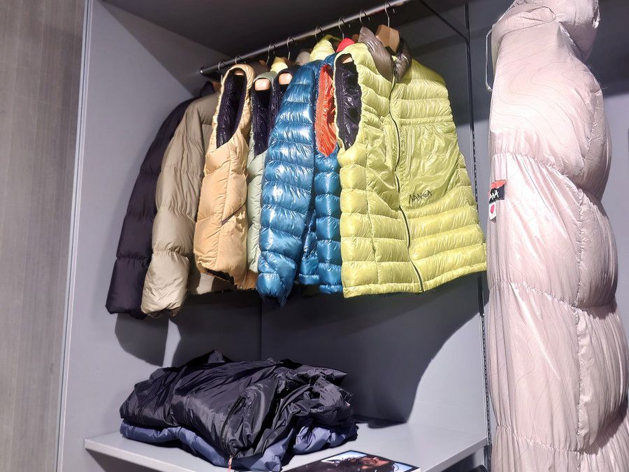 NANGA(ナンガ) 原宿の予約受付中のダウンジャケット