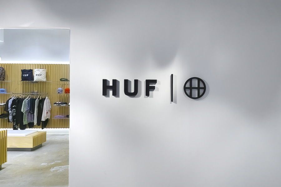 HUF(ハフ) お台場 ダイバーシティ東京のエントランス