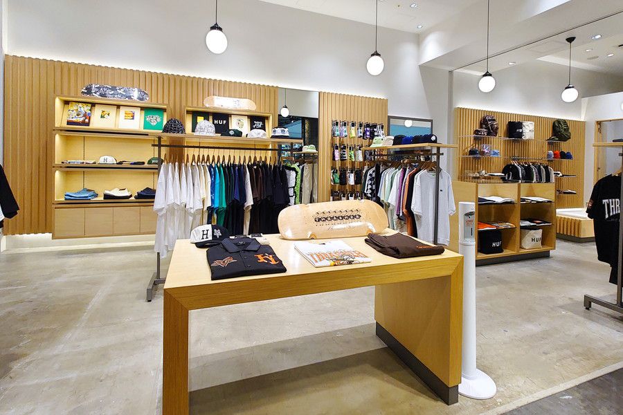 HUF(ハフ) お台場 ダイバーシティ東京の店内の様子
