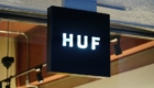 HUF(ハフ) 渋谷のロゴと看板