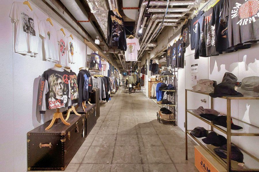 古着屋 JAM(ジャム) 原宿店の店内の様子