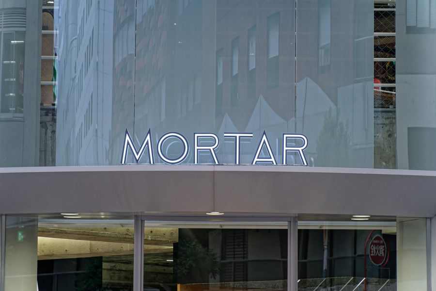 MORTAR TOKYO(モータル 東京) の看板