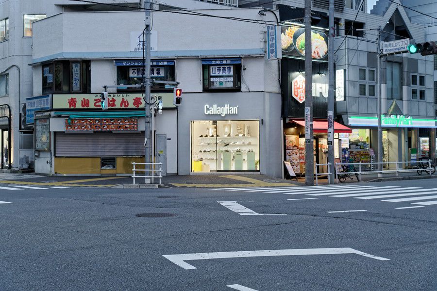 CallagHan(カラハン) 東京 青山の店舗の周辺の様子