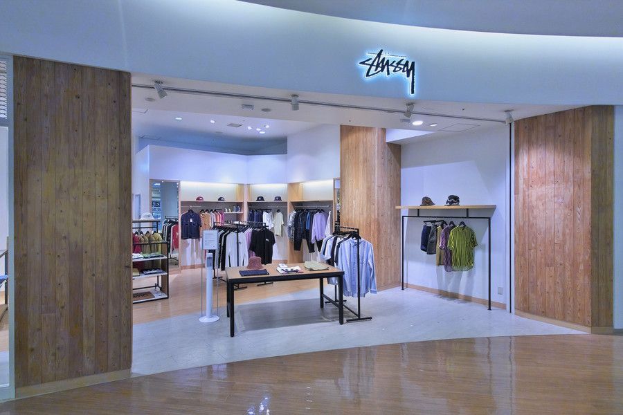 STUSSY(ステューシー) お台場の外観