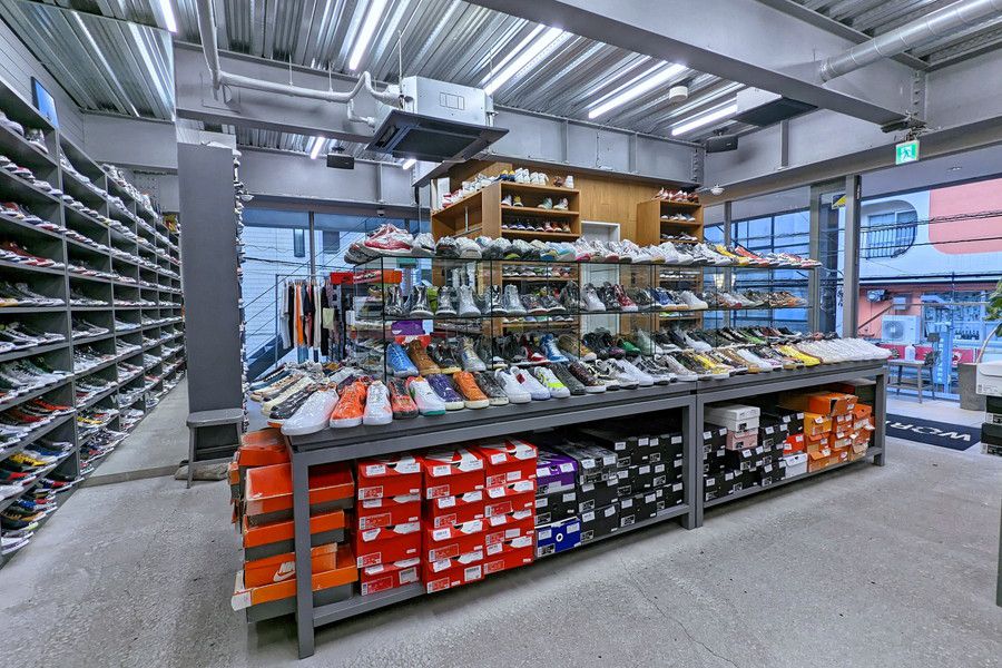 WORM TOKYO(ワーム 東京)の店内の様子