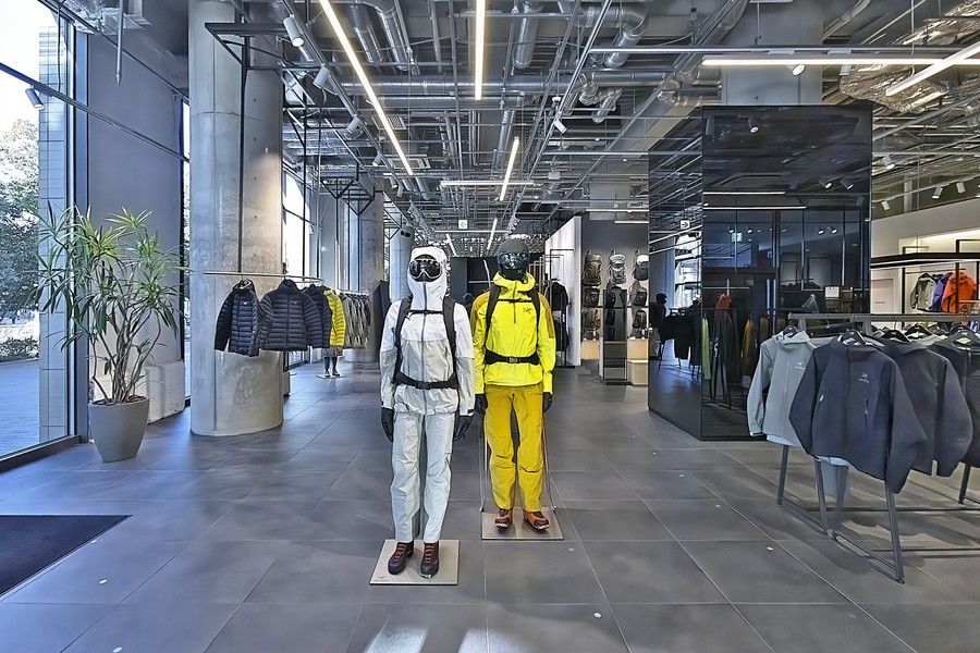 アークテリクス 二子玉川ライズの店内の様子