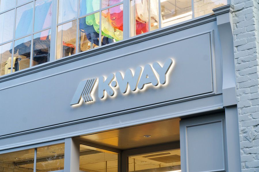 K-WAY(ケーウェイ) 渋谷店の看板