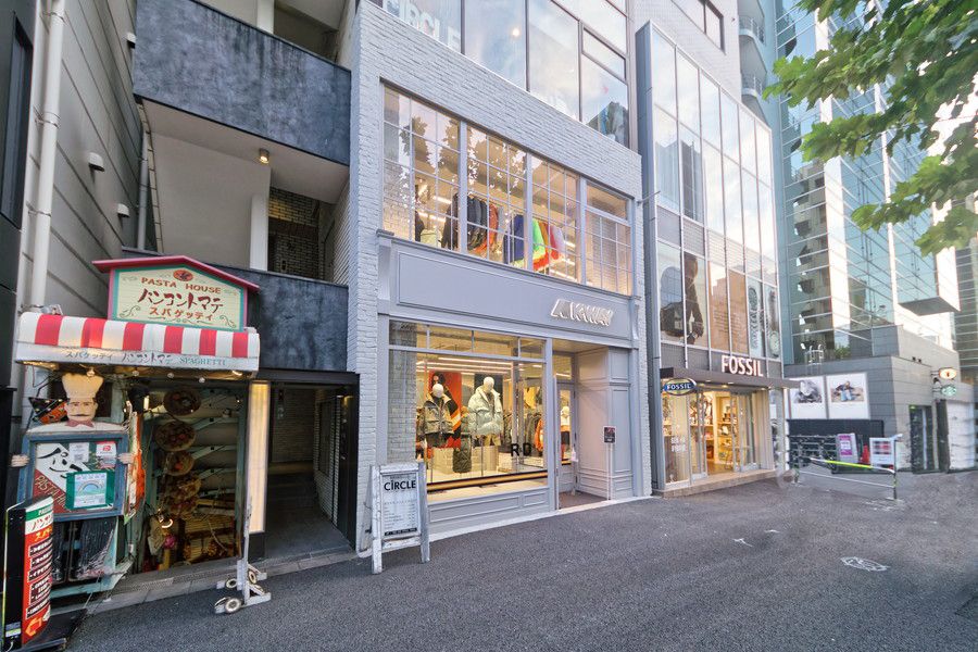 K-WAY(ケーウェイ) 渋谷店 明治通りの周辺の様子