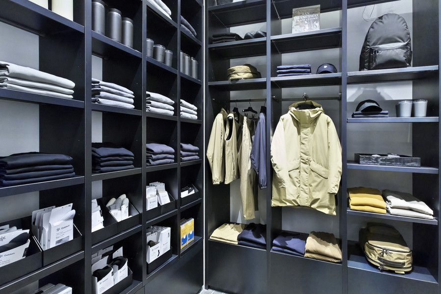 Goldwin(ゴールドウィン) 丸の内のディスプレイ