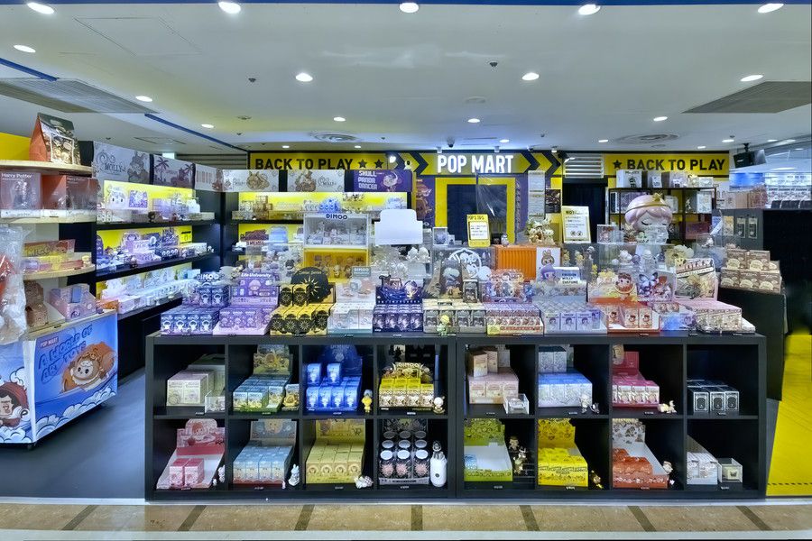 POP MART(ポップマート) 池袋サンシャインシティ アルタの商品ディスプレイ