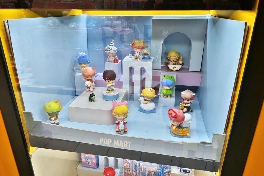 POP MART(ポップマート) 原宿アルタ 自販機(ロボショップ)