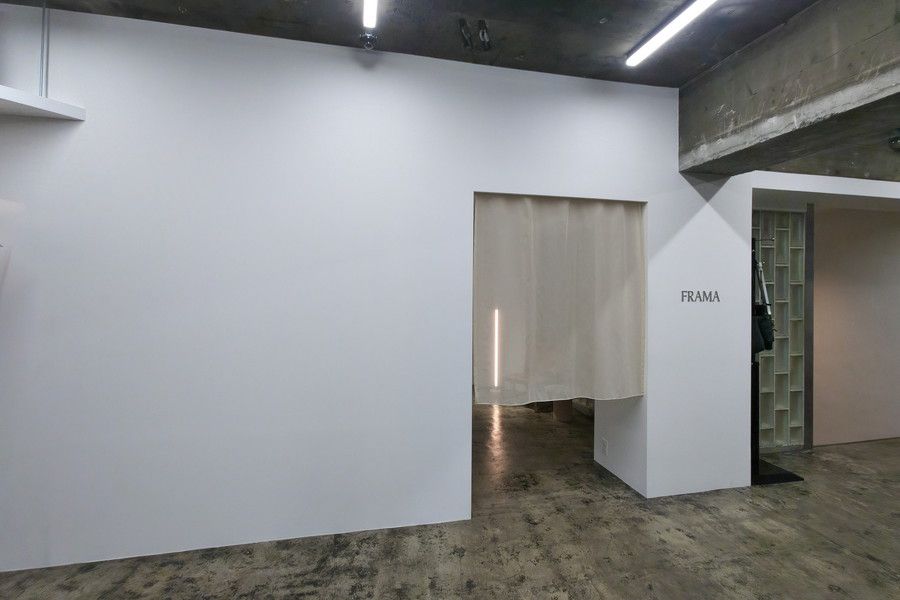 Graphpaper TOKYO(グラフペーパー 東京) 参宮橋(代々木3丁目) 店舗内のショップ「FRAMA(フラマ)」