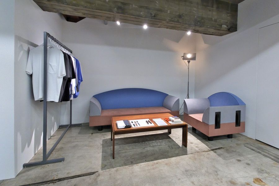 Graphpaper TOKYO(グラフペーパー 東京) 参宮橋(代々木3丁目) 店舗内のTHOMAS MASONのパターンオーダーが出来るサロンスペース