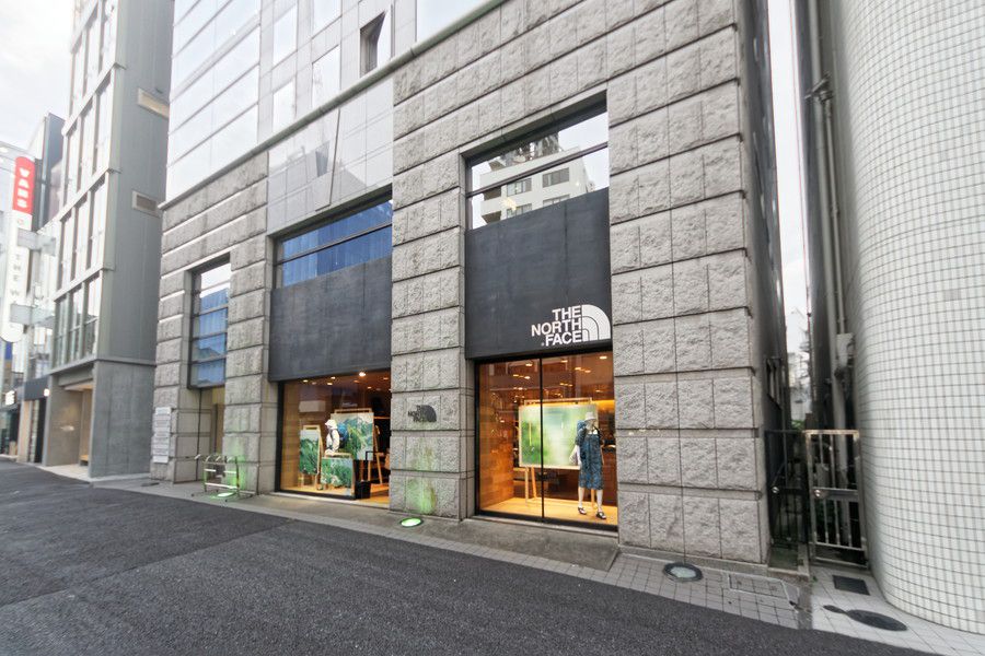 THE NORTH FACE Mountain(ザ・ノース・フェイス マウンテン) 原宿 明治通りの周辺の様子