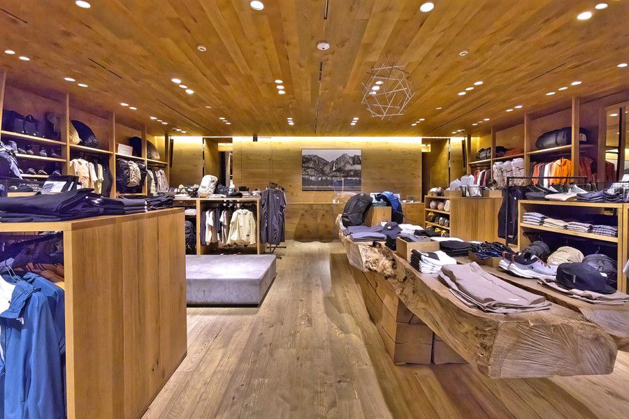 THE NORTH FACE Mountain(ザ・ノース・フェイス マウンテン) 原宿の店内の様子